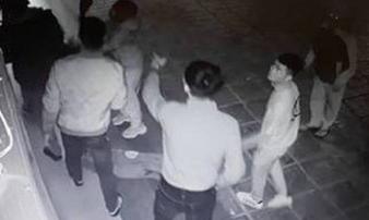 Xác định 2 đối tượng trong nhóm hành hung nữ nhân viên thu ngân Xác định 2 đối tượng trong nhóm hành hung nữ nhân viên thu ngân