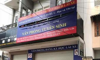 Chuyện động trời ở Đắk Lắk: Mạo danh trường dạy lái xe, bao đậu 100% Chuyện động trời ở Đắk Lắk: Mạo danh trường dạy lái xe, bao đậu 100%