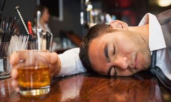 Đỏ mặt khi 'nhậu': Dấu hiệu cảnh báo nhiều bệnh cực nguy hiểm Đỏ mặt khi 'nhậu': Dấu hiệu cảnh báo nhiều bệnh cực nguy hiểm