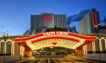 Top khách sạn xa hoa nhất Las Vegas khiến du khách tròn mắt Top khách sạn xa hoa nhất Las Vegas khiến du khách tròn mắt