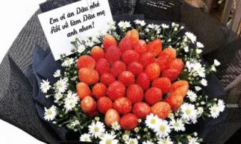 Không màng hoa hồng Valentine, chị em giờ chỉ mê những bó hoa 2 trong 1 lại 'không thể héo' Không màng hoa hồng Valentine, chị em giờ chỉ mê những bó hoa 2 trong 1 lại 'không thể héo'
