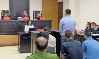 Vụ án xông vào nhà chém chết người: Bị cáo tử hình khai ra kẻ chủ mưu Vụ án xông vào nhà chém chết người: Bị cáo tử hình khai ra kẻ chủ mưu