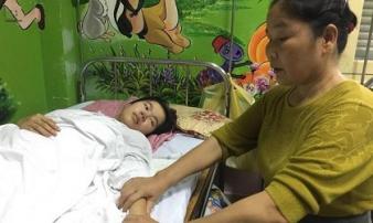 Người mẹ đơn thân cùng đường, phải nén đau đớn của bản thân để nhường con sự sống Người mẹ đơn thân cùng đường, phải nén đau đớn của bản thân để nhường con sự sống