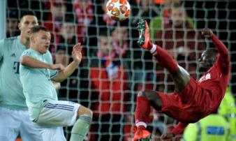 Vòng 1/8 cúp C1 Liverpool - Bayern Munich: Đôi công mãn nhãn, tỷ số khó tin Vòng 1/8 cúp C1 Liverpool - Bayern Munich: Đôi công mãn nhãn, tỷ số khó tin