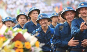 Nụ cười của những tân binh ngày nhập ngũ Nụ cười của những tân binh ngày nhập ngũ