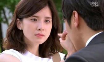 Chồng cậy tiền 'à ơi' thư ký trẻ, vợ quyết không ly hôn tới khi có được điều này Chồng cậy tiền 'à ơi' thư ký trẻ, vợ quyết không ly hôn tới khi có được điều này