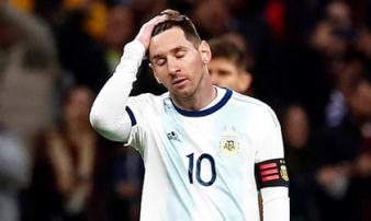 Argentina thua bẽ bàng trong ngày Messi tái xuất Argentina thua bẽ bàng trong ngày Messi tái xuất