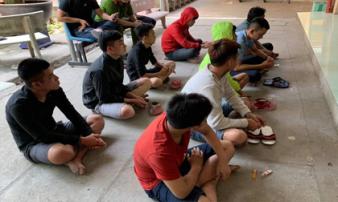 Nổ súng truy bắt nhóm côn đồ tấn công cảnh sát hình sự Nổ súng truy bắt nhóm côn đồ tấn công cảnh sát hình sự