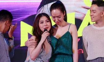 Hương Tràm gây sốc khi tiết lộ để sẵn dao dưới gối, uống thuốc ngủ đến mức thần kinh bị ảnh hưởng Hương Tràm gây sốc khi tiết lộ để sẵn dao dưới gối, uống thuốc ngủ đến mức thần kinh bị ảnh hưởng