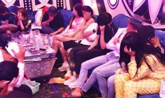Phát hiện 70 người dương tính với ma túy tại một quán karaoke Phát hiện 70 người dương tính với ma túy tại một quán karaoke