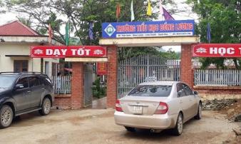 Bốn học sinh bị đâm tại trường học đã bình phục và đến lớp Bốn học sinh bị đâm tại trường học đã bình phục và đến lớp