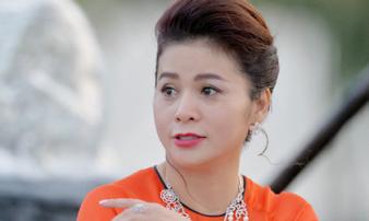 Bà Lê Hoàng Diệp Thảo tố cáo chấp hành viên Bà Lê Hoàng Diệp Thảo tố cáo chấp hành viên