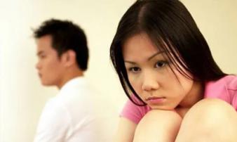 Sau 5 năm ruồng rẫy vợ con, chồng quay lại xin tha thứ Sau 5 năm ruồng rẫy vợ con, chồng quay lại xin tha thứ