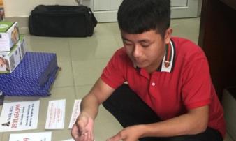 Lật tẩy “bí mật” gian lận thi bằng thiết bị siêu nhỏ ngay trước kỳ thi THPT Quốc gia 2019 Lật tẩy “bí mật” gian lận thi bằng thiết bị siêu nhỏ ngay trước kỳ thi THPT Quốc gia 2019