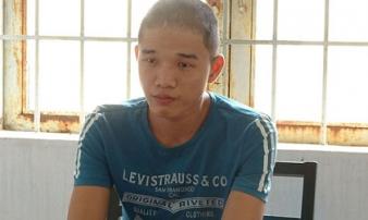 Bé gái ngủ một mình trong chòi bị gã nghiện giở trò đồi bại Bé gái ngủ một mình trong chòi bị gã nghiện giở trò đồi bại