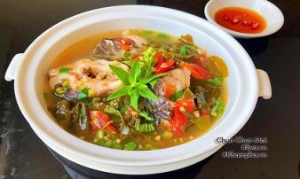 Canh chua cá lóc lá giang thơm ngon, thanh mát ngày nắng Canh chua cá lóc lá giang thơm ngon, thanh mát ngày nắng