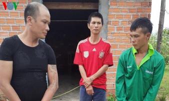 Trộm két sắt chứa 200 triệu, 4 đối tượng bị khởi tố Trộm két sắt chứa 200 triệu, 4 đối tượng bị khởi tố