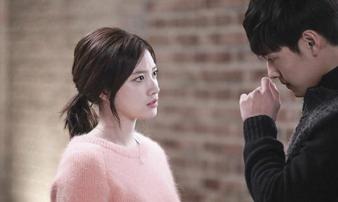 Phát hiện chồng 'tòm tem' gái lạ nhờ chi tiết cực nhỏ từ chiếc đồng hồ Phát hiện chồng 'tòm tem' gái lạ nhờ chi tiết cực nhỏ từ chiếc đồng hồ