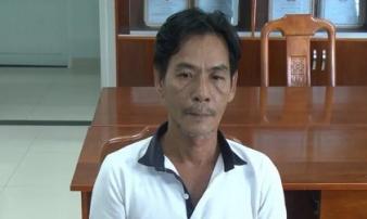 Bắt kẻ bệnh hoạn giao cấu với cả 2 chị em bé gái, làm 1 bé có thai, đẻ con Bắt kẻ bệnh hoạn giao cấu với cả 2 chị em bé gái, làm 1 bé có thai, đẻ con