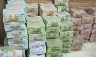 Thái Bình: Bắt thiếu nữ 19 tuổi lừa đảo bạn của mẹ hàng tỷ đồng Thái Bình: Bắt thiếu nữ 19 tuổi lừa đảo bạn của mẹ hàng tỷ đồng