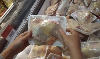 Vì sao gà Mỹ vào Việt Nam chỉ có giá 18.000 đồng/kg? Vì sao gà Mỹ vào Việt Nam chỉ có giá 18.000 đồng/kg?