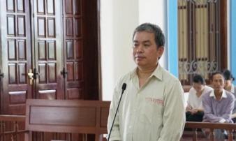 Mở lại phiên xử người con trai bị cáo buộc giết mẹ ruột Mở lại phiên xử người con trai bị cáo buộc giết mẹ ruột