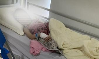Vụ bé gái 6 tuổi nghi bị bạn của bố xâm hại tập thể trong khách sạn: VKSND TP Vinh thông tin Vụ bé gái 6 tuổi nghi bị bạn của bố xâm hại tập thể trong khách sạn: VKSND TP Vinh thông tin