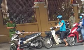 Giành chỗ bán hàng, thanh niên bị chém chấn thương sọ não ở Sài Gòn Giành chỗ bán hàng, thanh niên bị chém chấn thương sọ não ở Sài Gòn