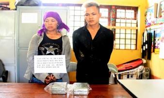 Hai mẹ con vận chuyển 4 bánh heroin Hai mẹ con vận chuyển 4 bánh heroin