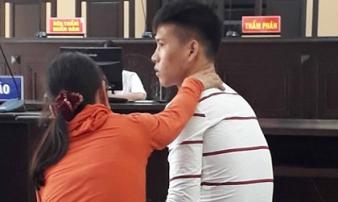 Trêu ghẹo phụ nữ, bị truy sát kinh hoàng Trêu ghẹo phụ nữ, bị truy sát kinh hoàng