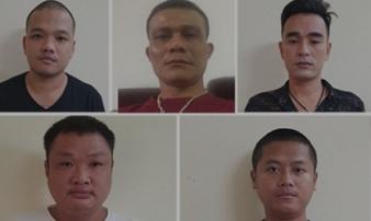 Gí súng đe dọa nòi nợ hơn 500 triệu đồng Gí súng đe dọa nòi nợ hơn 500 triệu đồng