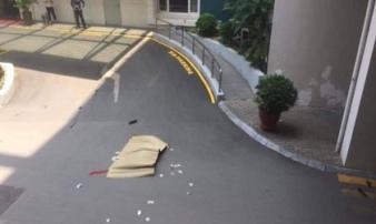 Rơi từ tầng cao tòa nhà Thùy Dương Plaza, người đàn ông Hải Phòng tử vong Rơi từ tầng cao tòa nhà Thùy Dương Plaza, người đàn ông Hải Phòng tử vong
