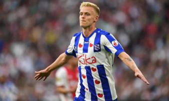 Heerenveen thua đậm Ajax trước khi Văn Hậu sang Hà Lan Heerenveen thua đậm Ajax trước khi Văn Hậu sang Hà Lan
