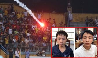 Nghi can đốt pháo dù trúng chân nữ CĐV trên sân Hàng Đẫy khai gì? Nghi can đốt pháo dù trúng chân nữ CĐV trên sân Hàng Đẫy khai gì?