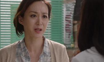 Chồng đòi ly hôn vì vợ mãi không đẻ được, mẹ chồng ngoài mặt vào hùa với con trai nhưng lại lén lút đưa con dâu 500 triệu rồi tiết lộ bí mật chôn giấu Chồng đòi ly hôn vì vợ mãi không đẻ được, mẹ chồng ngoài mặt vào hùa với con trai nhưng lại lén lút đưa con dâu 500 triệu rồi tiết lộ bí mật chôn giấu