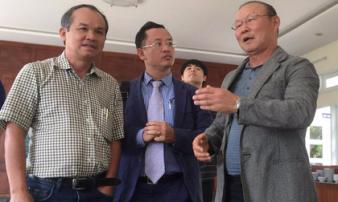 Sự thật chuyện HAGL 'bị ép' vào cửa xuống hạng: Đừng 'li gián' bầu Đức và thầy Park Sự thật chuyện HAGL 'bị ép' vào cửa xuống hạng: Đừng 'li gián' bầu Đức và thầy Park
