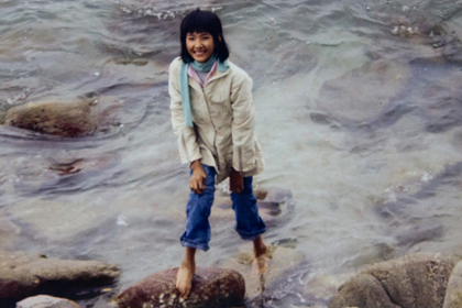 Top Model Hoàng Thùy lộ ảnh thơ bé 'xấu xí'