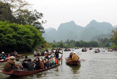 Trên 5 vạn lượt người đến chùa Hương trước ngày khai hội