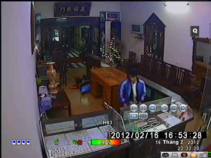 Video: Hung thủ sát hại tiệm vàng qua camera bảo vệ