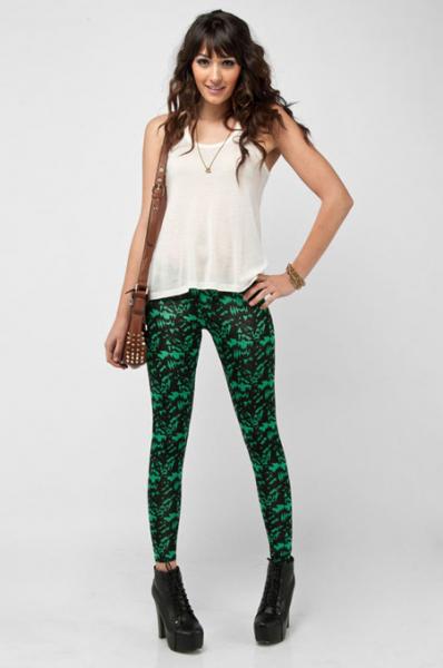 tobi_printed_green_leggings.jpg tobi_printed_green_leggings.jpg