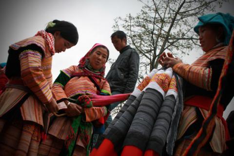 Ngắm vẻ đẹp phụ nữ vùng cao Bắc Hà