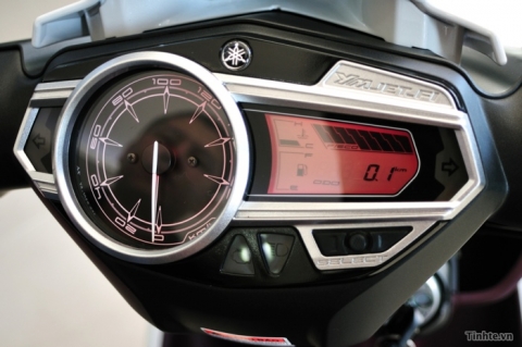 Yamaha Nouvo SX và RC: 125cc, Fi, đèn Projector, ngày mai bán ra