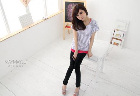 Leggings đen là phổ biến nhất và được nhiều bạn gái lựa chọn bởi dễ mix đồ và màu sắc.