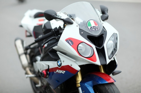 Diện kiến siêu mô tô BMW S1000RR giá 750 triệu tại Hà Nội