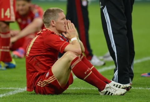 MUNICH, GERMANY - MAY 19:  Bastian Schweinsteiger of Bayern reacts after failing to score in the penalty shoot out during UEFA Champions League Final between FC Bayern Muenchen and Chelsea at the Fussball Arena München on May 19, 2012 in Munich, Germany.