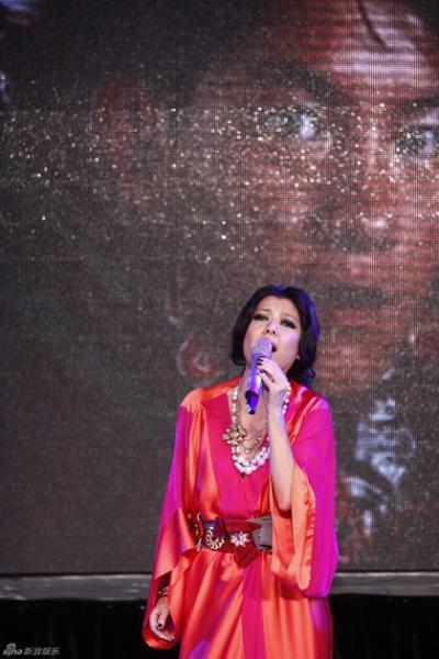 Chương Tử Di và những mối quan hệ tình ái với đại gia