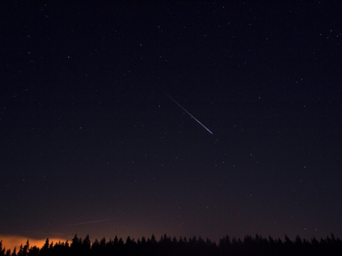 Mưa sao băng Perseid được ghi nhận tại Lahti (Phần Lan) vào đêm qua.