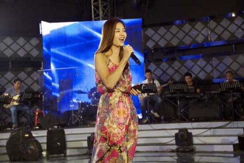 VietNam Idol 8 hot girl ‘xuất trận’