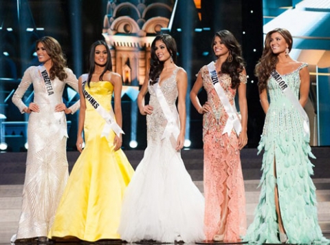 Rộ tin thí sinh Miss Universe bị hãm hiếp - 10