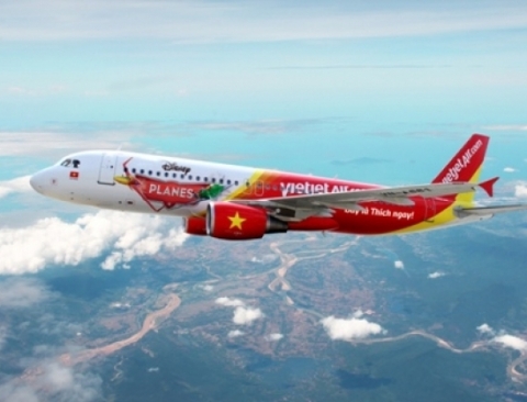 VietJetAir bắt đầu mở bán 150.000 vé máy bay Tết Nguyên đán 2014 trên tất cả 14 đường bay của hãng.